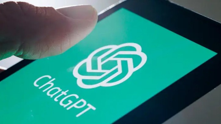 প্রতিদিন ২৫০ কোটির বেশি নির্দেশনা সামলাতে হয় চ্যাটজিপিটিকে