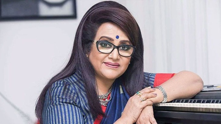 কানাডায়ও অবসর নেই: ববিতা