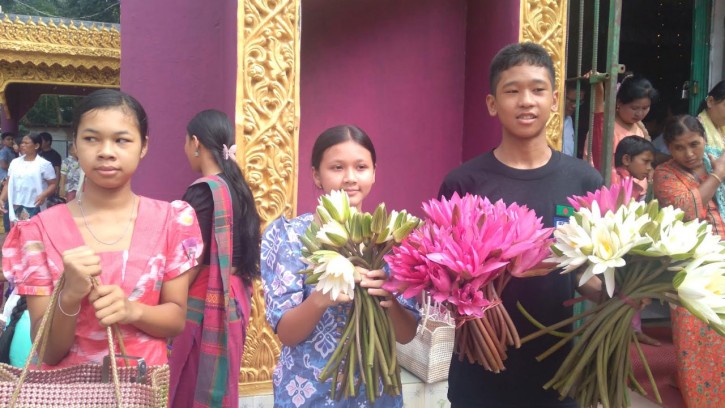 খাগড়াছড়িতে পালিত হচ্ছে প্রবারণা পূর্ণিমা