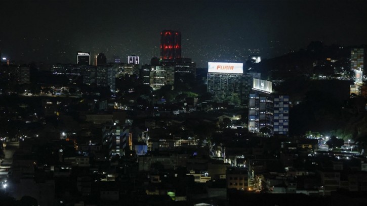 ভেনেজুয়েলায় মার্কিন অভিযানে নিহত অন্তত ৪০ : নিউইয়র্ক টাইমস